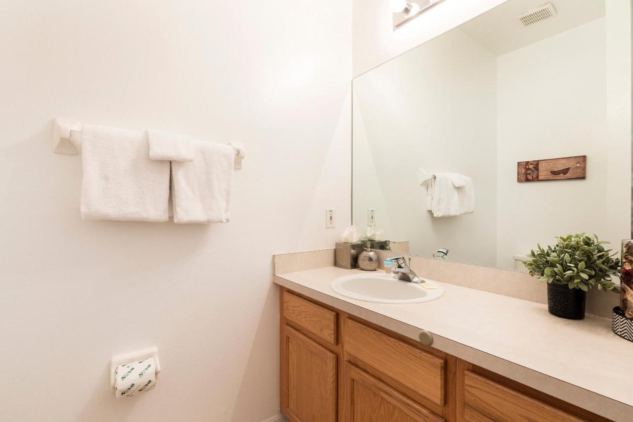 3Br 3Bath Pvt Townhome Patio 15Min Disney 1291Ft Kissimmee Kültér fotó